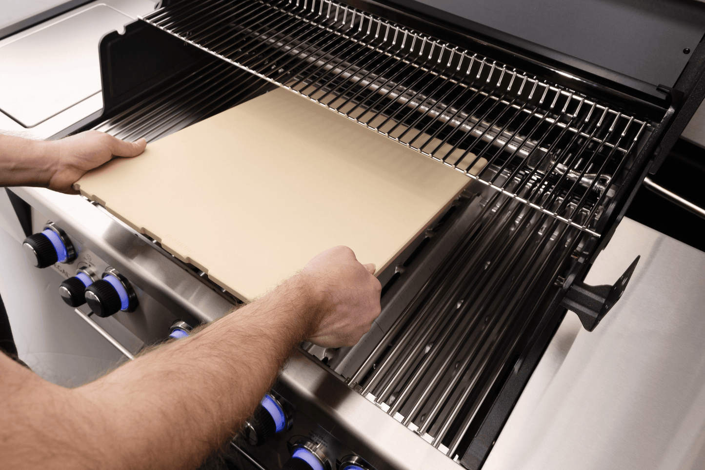 Broil King - IMPERIAL™ | REGAL™ PIZZA STONE