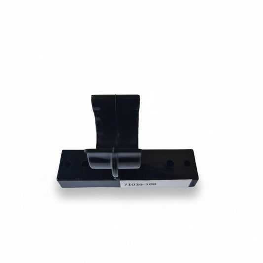 BIC CLIP LEG KICK PLATE RESIN