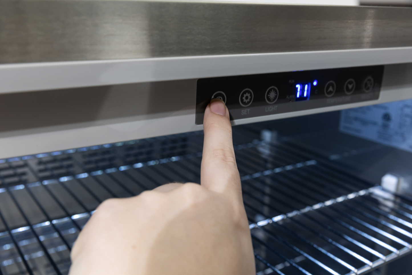 Integrated Outdoor Fridge 24"
